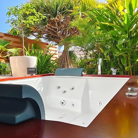 Vakantiehuis Stylish With Sea View In Maspalomas *